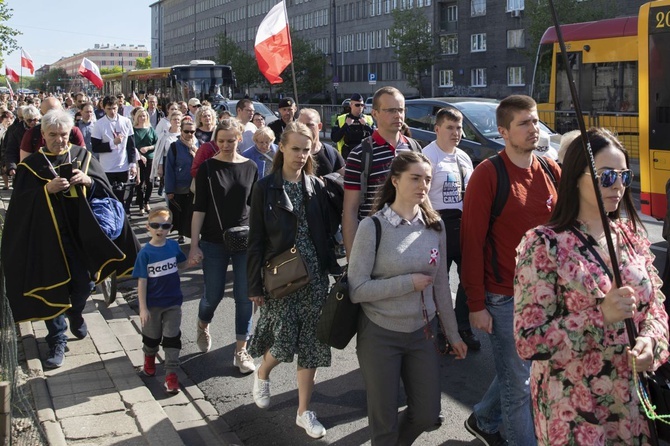 Wielka procesja różańcowa. Za Polskę