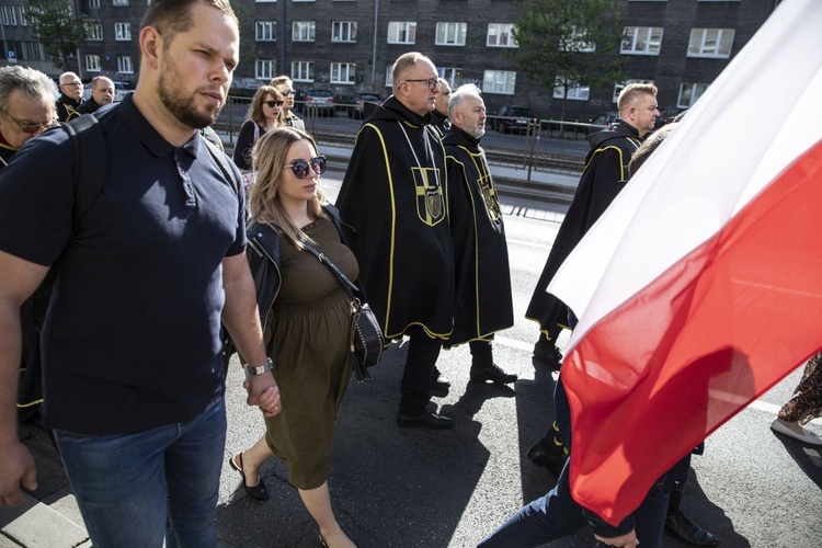 Wielka procesja różańcowa. Za Polskę