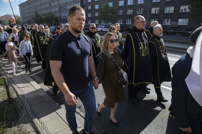 Wielka procesja różańcowa. Za Polskę