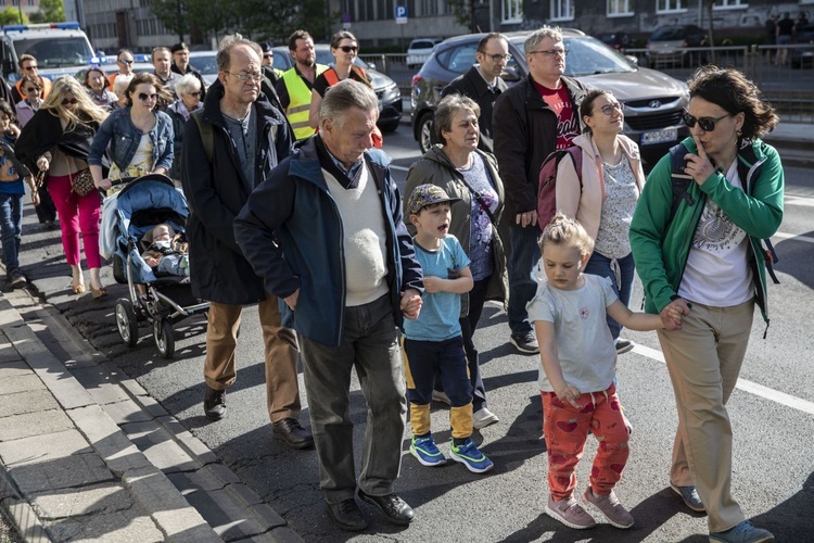 Wielka procesja różańcowa. Za Polskę