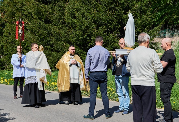 Głuszyca. Procesja pokutna w intencji Polski