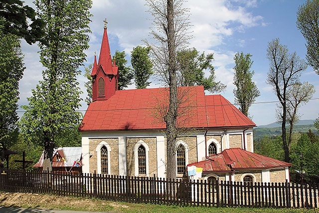 	Sanktuarium wybudowano  na początku XX w.