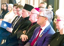 W inicjatywę włączają się przedstawiciele wielu środowisk. 