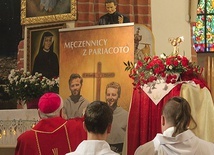 ▲	Liturgii przewodniczył bp Andrzej Siemieniewski.