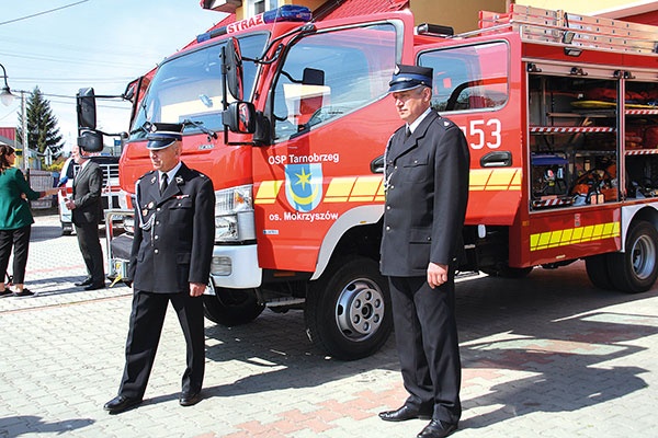 Mitsubishi fuso canter dla strażaków z os. Mokrzyszów.