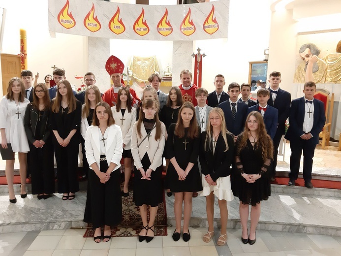 Bierzmowanie w Moszczenicy 2022