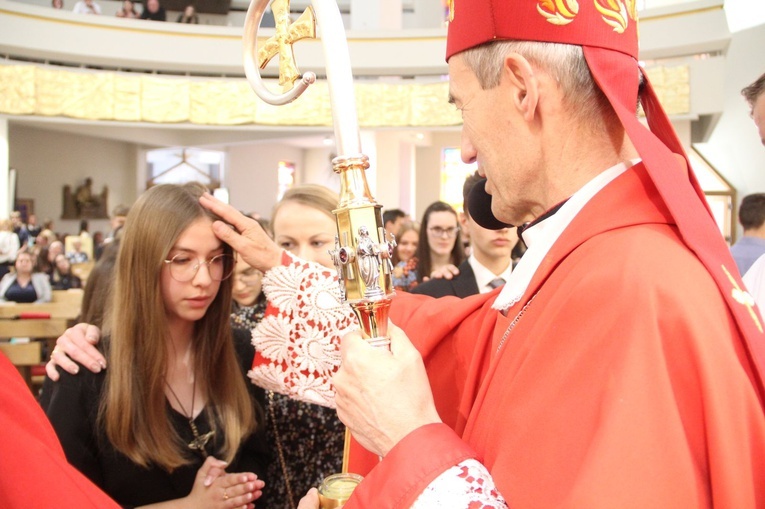 Bierzmowanie w Moszczenicy 2022