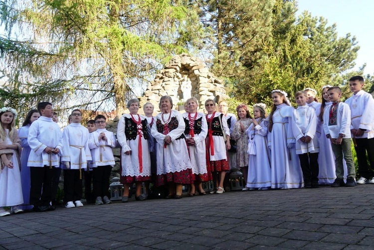 Dziękczynny koncert "Małego Haśnika" z Żabnicy dla Matki Bożej w Leśnej