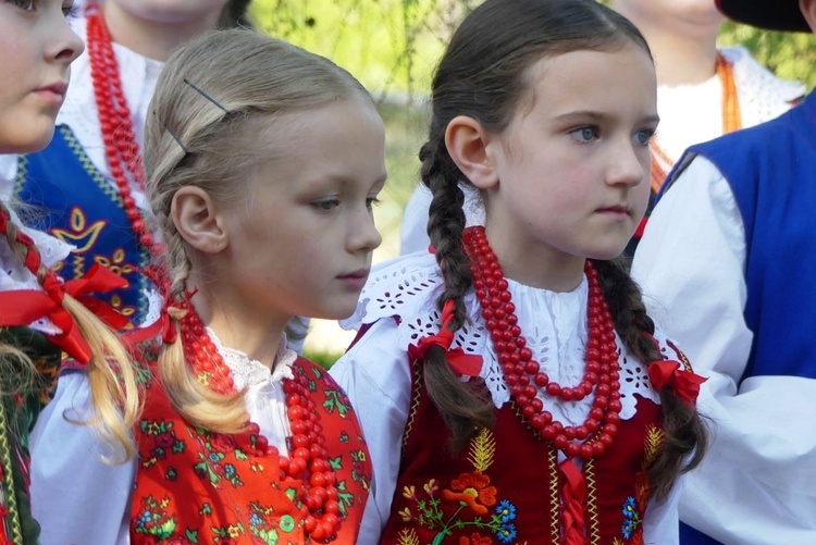 Dziękczynny koncert "Małego Haśnika" z Żabnicy dla Matki Bożej w Leśnej