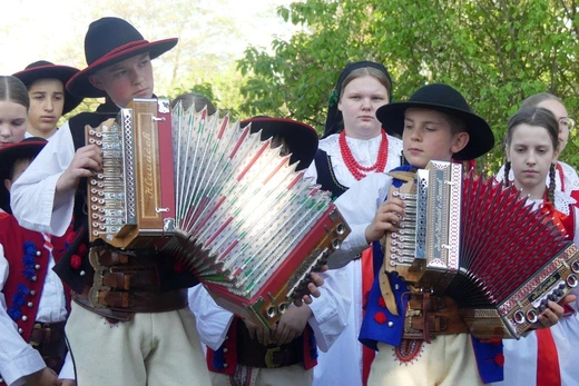 Dziękczynny koncert "Małego Haśnika" z Żabnicy dla Matki Bożej w Leśnej
