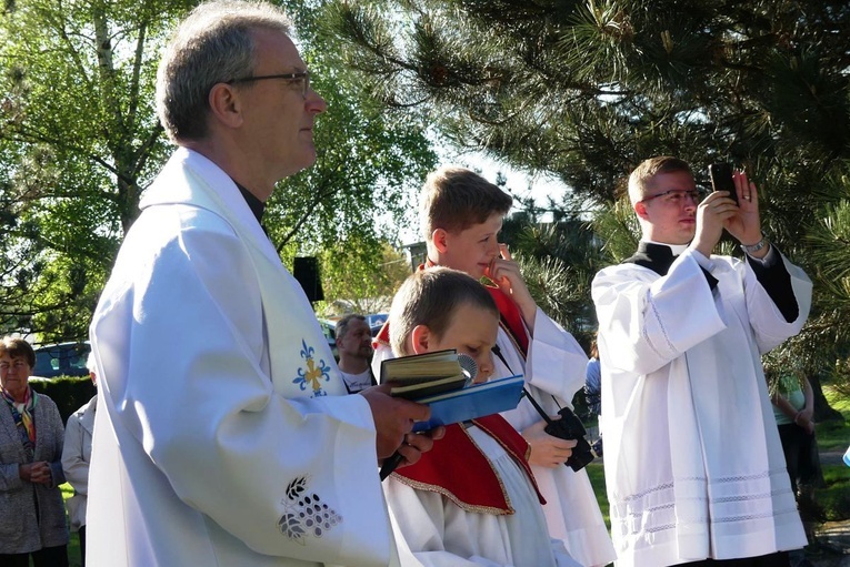 Dziękczynny koncert "Małego Haśnika" z Żabnicy dla Matki Bożej w Leśnej