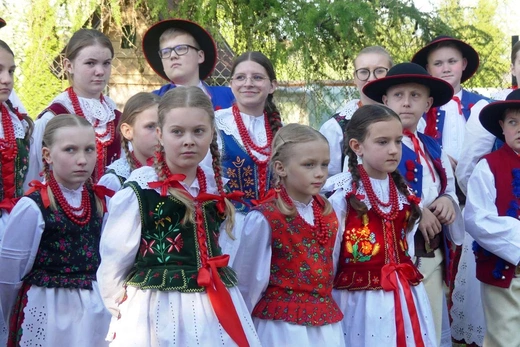 Dziękczynny koncert "Małego Haśnika" z Żabnicy dla Matki Bożej w Leśnej
