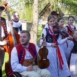 Dziękczynny koncert "Małego Haśnika" z Żabnicy dla Matki Bożej w Leśnej