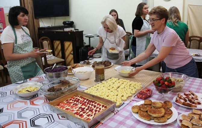 Polsko-ukraińskie warsztaty kulinarne z Fundacją Pomocy Dzieciom w Żywcu