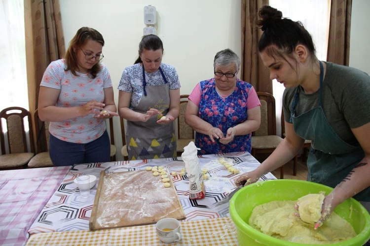 Polsko-ukraińskie warsztaty kulinarne z Fundacją Pomocy Dzieciom w Żywcu