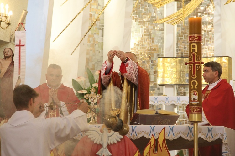 Bierzmowanie u Matki Bożej Fatimskiej w Tarnowie, cz. 1