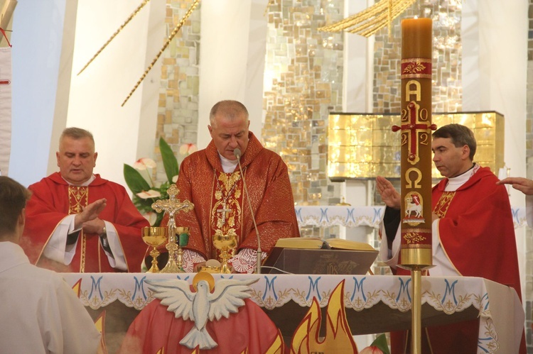 Bierzmowanie u Matki Bożej Fatimskiej w Tarnowie, cz. 1