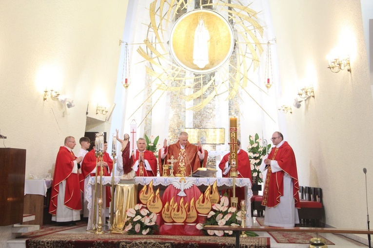 Bierzmowanie u Matki Bożej Fatimskiej w Tarnowie, cz. 1
