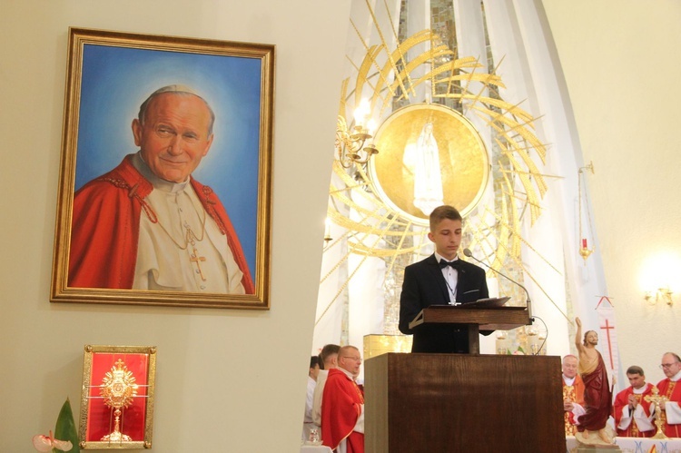 Bierzmowanie u Matki Bożej Fatimskiej w Tarnowie, cz. 1