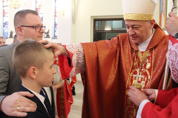 Bierzmowanie u Matki Bożej Fatimskiej w Tarnowie, cz. 1