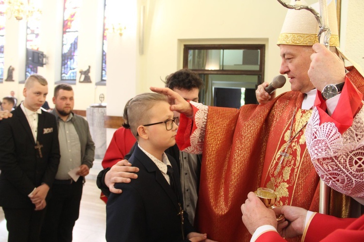 Bierzmowanie u Matki Bożej Fatimskiej w Tarnowie, cz. 1