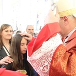 Bierzmowanie u Matki Bożej Fatimskiej w Tarnowie, cz. 1