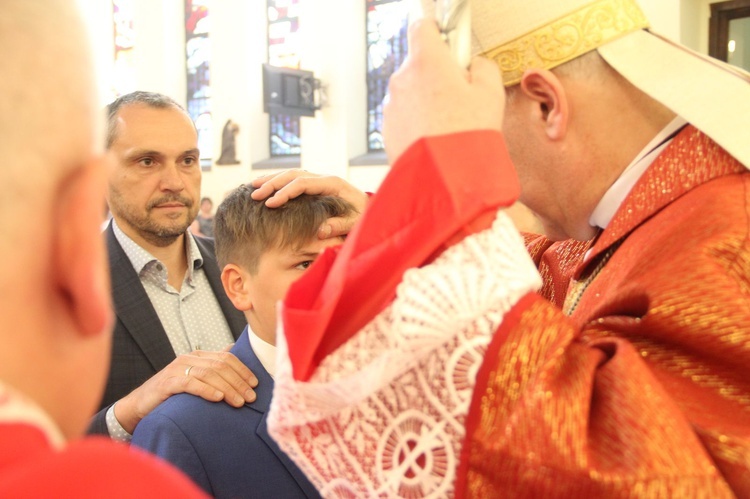 Bierzmowanie u Matki Bożej Fatimskiej w Tarnowie, cz. 1