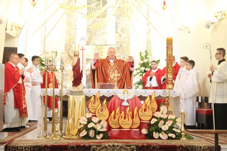 Bierzmowanie u Matki Bożej Fatimskiej w Tarnowie, cz. 1