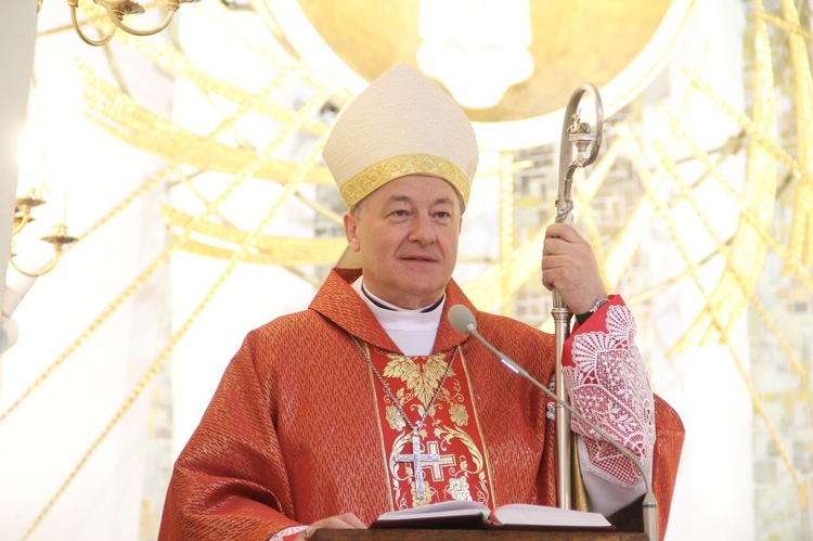 Bierzmowanie u Matki Bożej Fatimskiej w Tarnowie, cz. 1