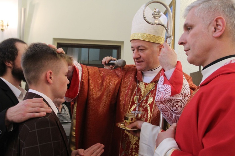 Bierzmowanie u Matki Bożej Fatimskiej w Tarnowie, cz. 2