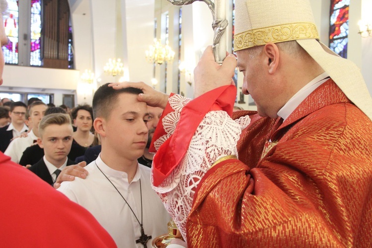 Bierzmowanie u Matki Bożej Fatimskiej w Tarnowie, cz. 2