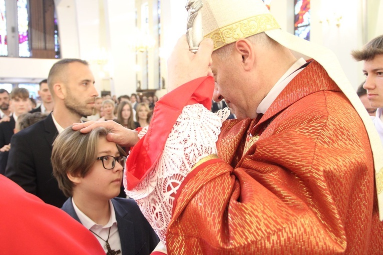 Bierzmowanie u Matki Bożej Fatimskiej w Tarnowie, cz. 2