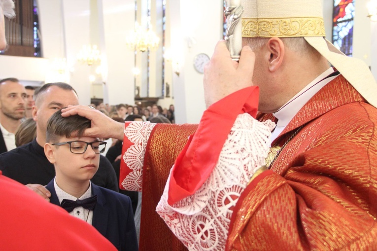 Bierzmowanie u Matki Bożej Fatimskiej w Tarnowie, cz. 2