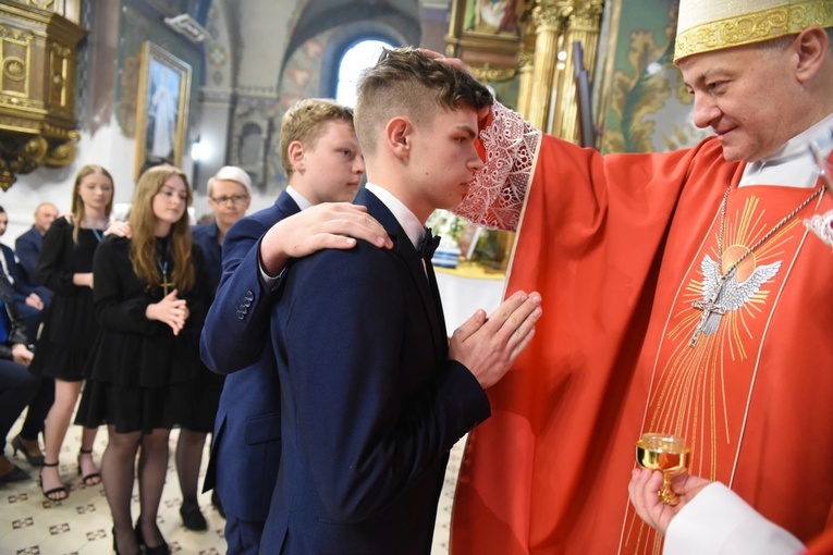 Bierzmowanie w Szczucinie cz. 2
