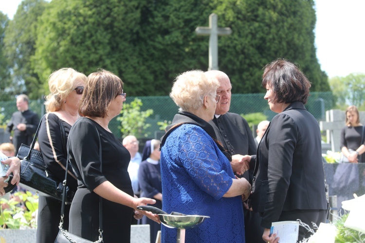 Ostatnie pożegnanie ks. Wojciecha Tyczyńskiego w Skoczowie