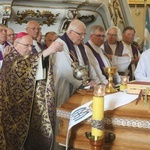 Ostatnie pożegnanie ks. Wojciecha Tyczyńskiego w Skoczowie