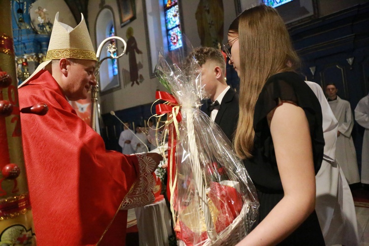 Bierzmowanie młodych z Łukowej, Śmigna i Lisiej Góry