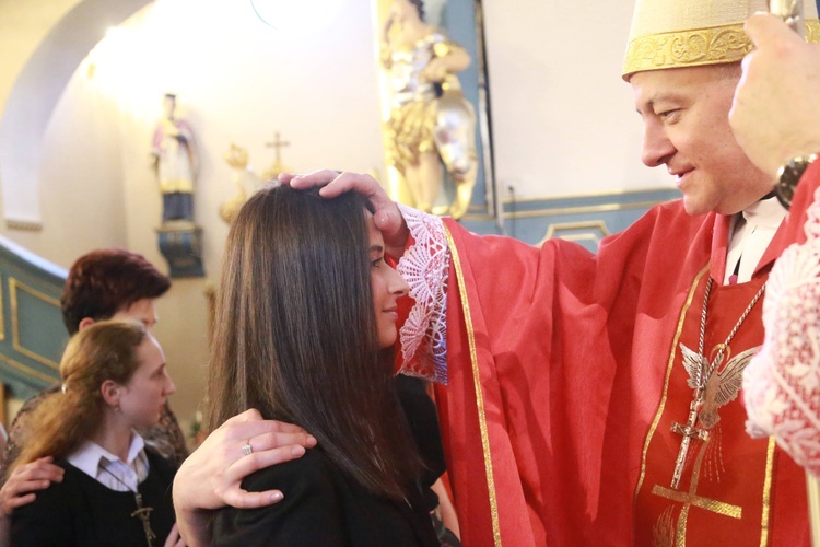 Bierzmowanie młodych z Łukowej, Śmigna i Lisiej Góry