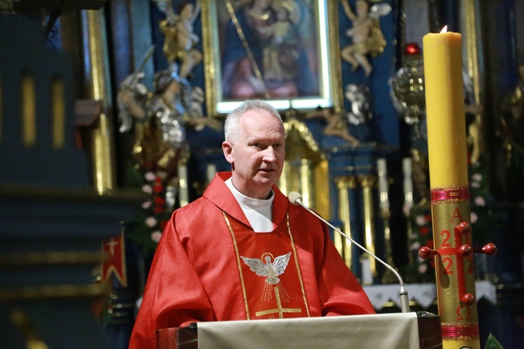 Bierzmowanie młodych z Łukowej, Śmigna i Lisiej Góry