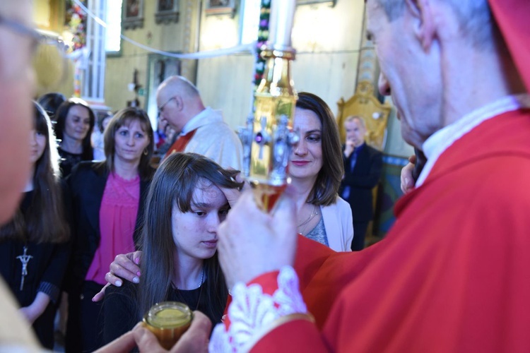 Bierzmowanie w Olszynach k. Jasła