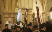Bp Janusz Mastalski u św. abp. Bilczewskiego w Wilamowicach