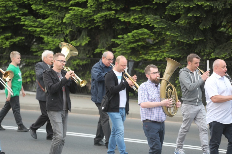 Bp Janusz Mastalski u św. abp. Bilczewskiego w Wilamowicach