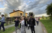 Bp Janusz Mastalski u św. abp. Bilczewskiego w Wilamowicach