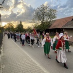 Bp Janusz Mastalski u św. abp. Bilczewskiego w Wilamowicach