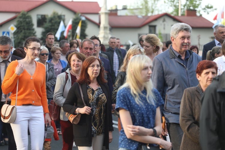 Bp Janusz Mastalski u św. abp. Bilczewskiego w Wilamowicach