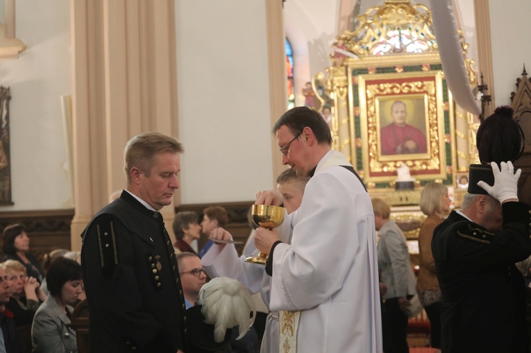 Bp Janusz Mastalski u św. abp. Bilczewskiego w Wilamowicach