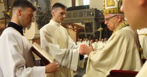 Legnica. Święcenia prezbiteratu