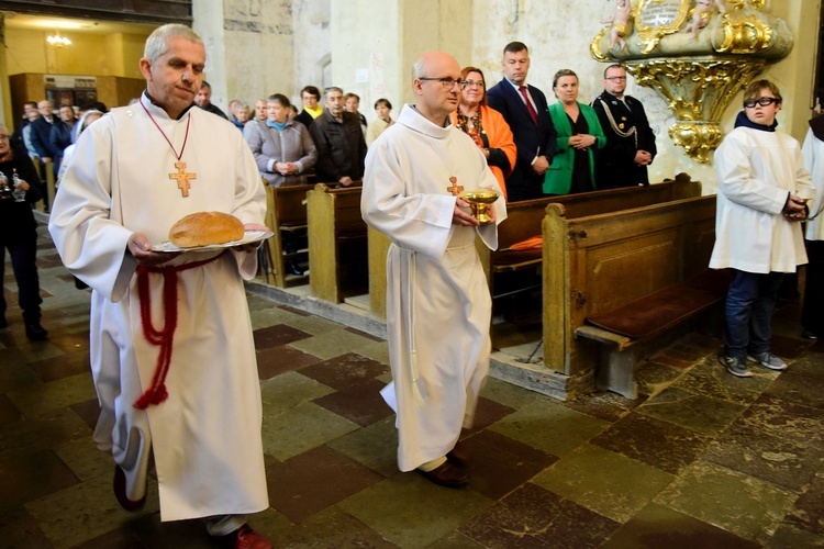 ​Msza św. dziękczynna za zakończenie pierwszego etapu renowacji kościoła św. Andrzeja Apostoła w Barczewie