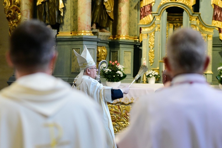 ​Msza św. dziękczynna za zakończenie pierwszego etapu renowacji kościoła św. Andrzeja Apostoła w Barczewie