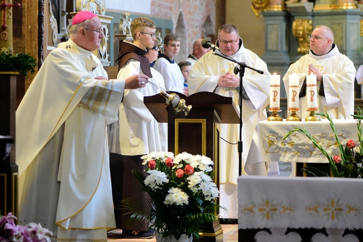 ​Msza św. dziękczynna za zakończenie pierwszego etapu renowacji kościoła św. Andrzeja Apostoła w Barczewie